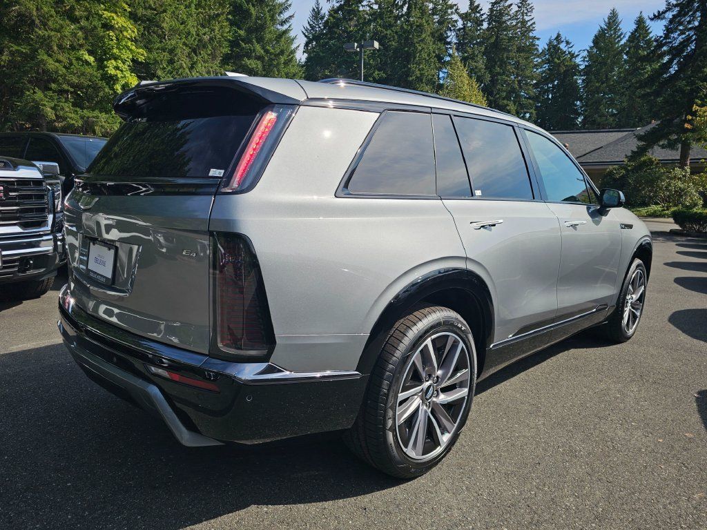 New 2027 Cadillac Vistiq Luxury AWD/4WD image 6