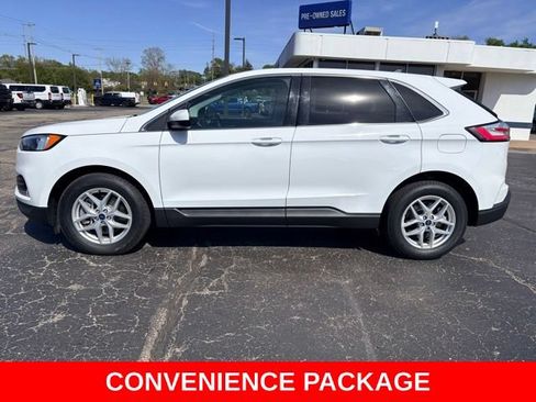 Used 2022 Ford Edge SEL w/ Convenience Package AWD/4WD image 2