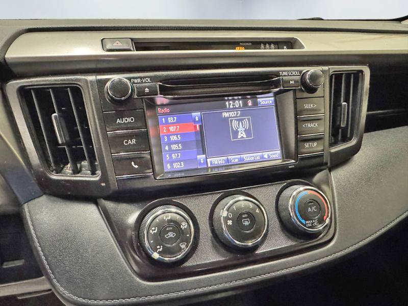 Used 2018 Toyota RAV4 LE w/ All Weather Liner Package AWD/4WD image 17