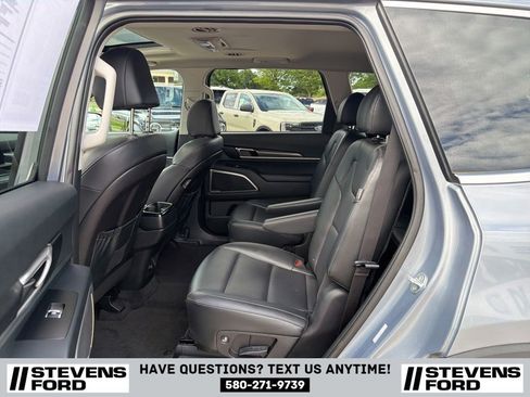 Used 2025 Kia Telluride S AWD/4WD image 31