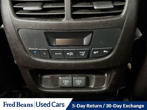 Used 2017 Acura MDX SH-AWD image 26