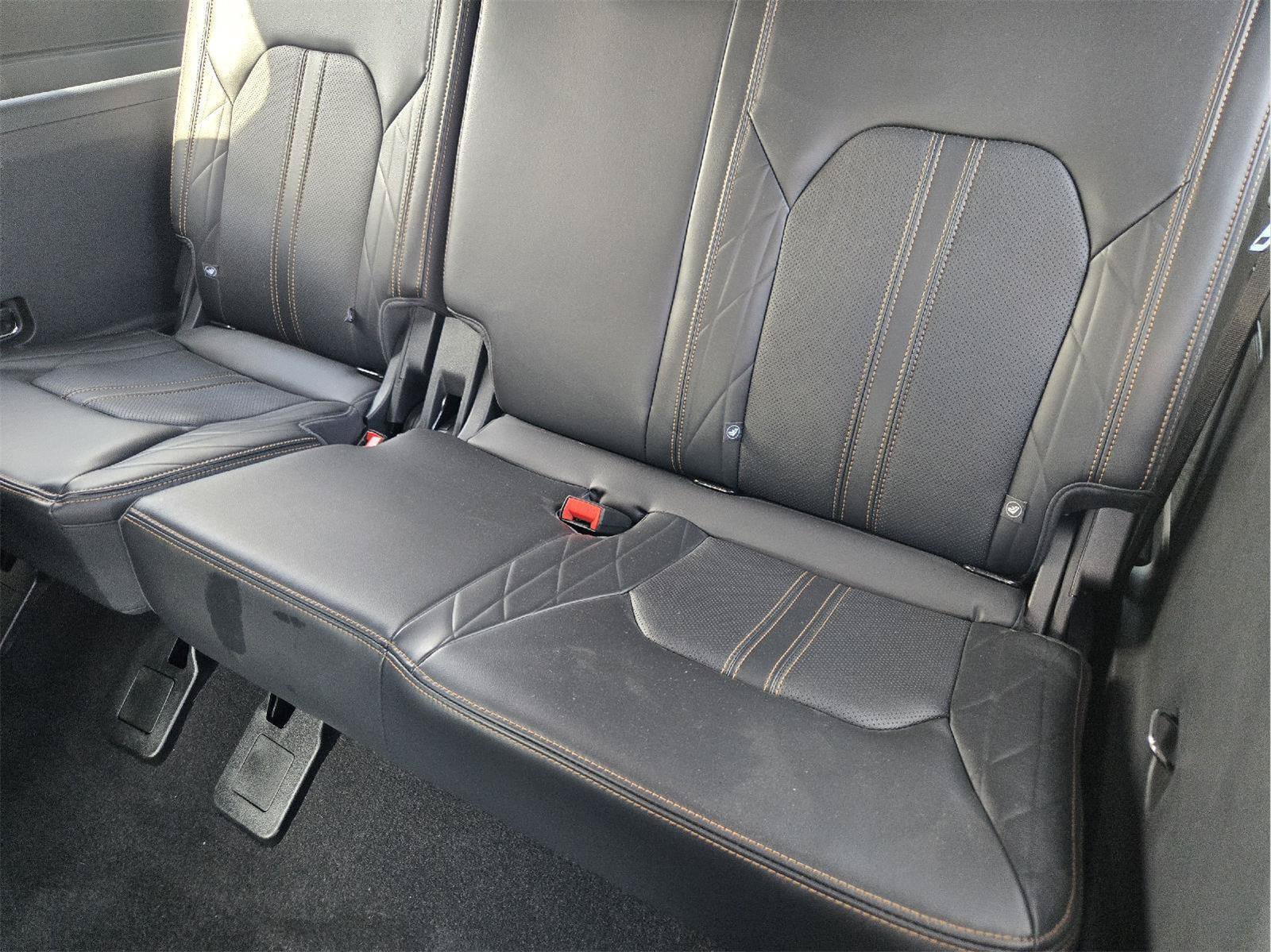 Used 2023 Ford Expedition Max Platinum RWD image 30