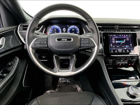 Used 2021 Jeep Grand Cherokee L Laredo AWD/4WD image 6
