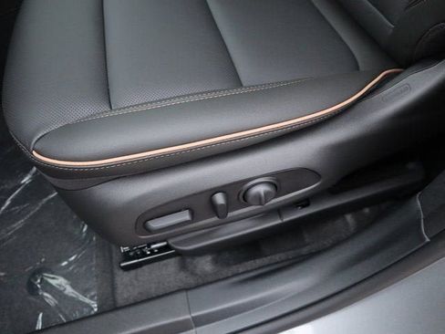New 2026 Buick Envista Sport Touring FWD image 21