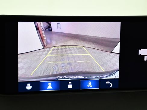 Certified 2024 Acura MDX SH-AWD w/ Technology Package image 27