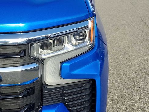 Used 2025 Chevrolet Silverado 1500 LT image 10