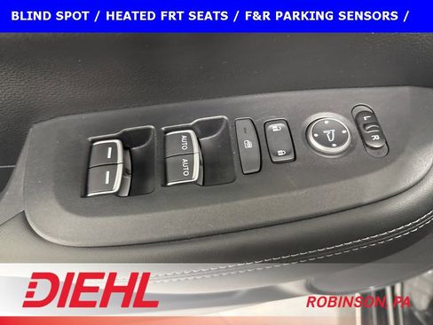 Used 2023 Honda HR-V EX-L image 21