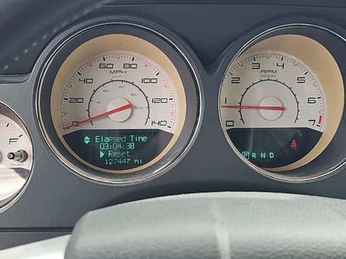 Used 2013 Dodge Challenger SXT RWD image 13