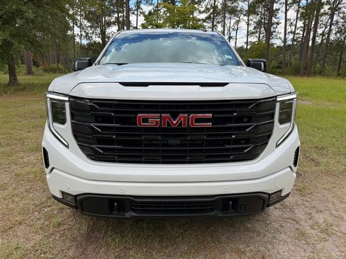 New 2026 GMC Sierra 1500 Elevation w/ Elevation Premium Package AWD/4WD image 8