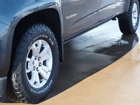 Used 2019 Chevrolet Colorado LT w/ LT Convenience Package image 10