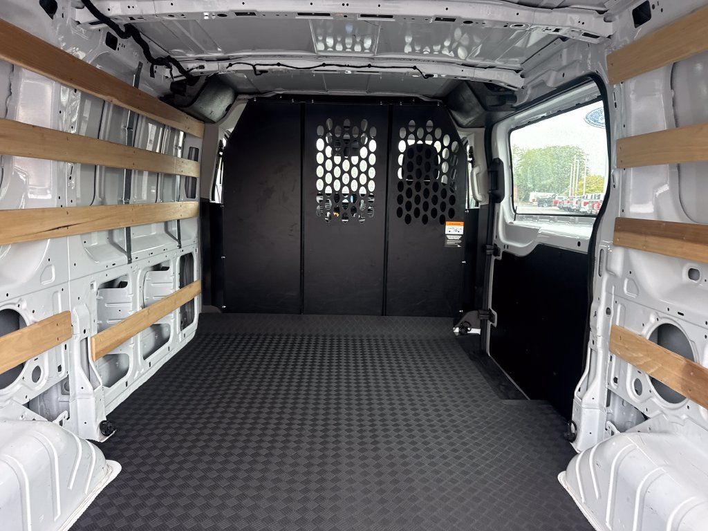 Used 2025 Ford Transit 250 Low Roof w/ Exterior Upgrade Package RWD image 15