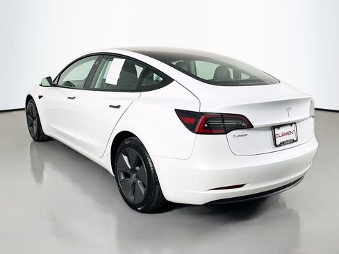 Used 2023 Tesla Model 3 Standard Range RWD image 9
