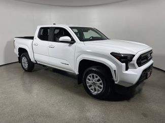 New 2026 Toyota Tacoma SR5 AWD/4WD 360° Tour