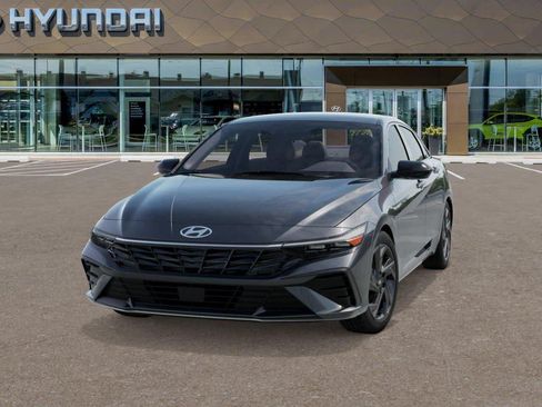 Used 2026 Hyundai Elantra Sport FWD image 6