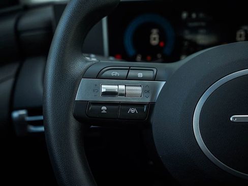 Certified 2026 Hyundai Tucson SE image 19