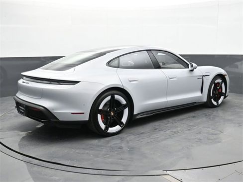 New 2025 Porsche Taycan GTS image 28