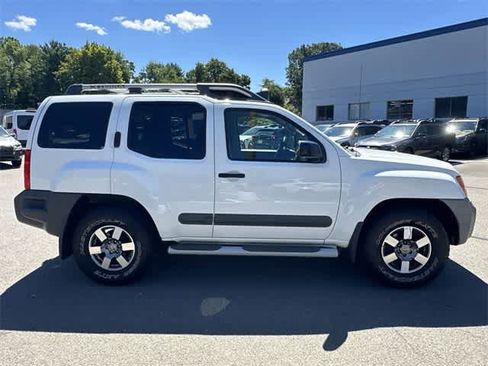 Used 2013 Nissan Xterra PRO-4X w/ Pro-4x Leather Pkg image 3