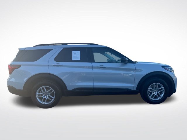 Used 2026 Ford Explorer Active AWD/4WD image 6