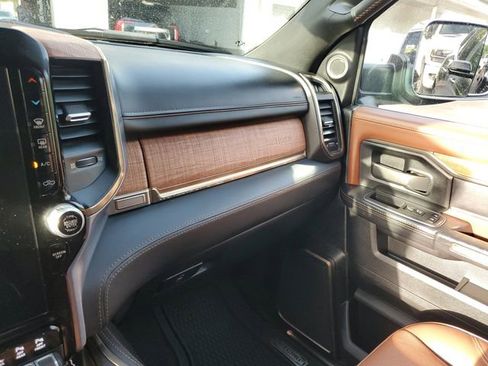 Used 2022 RAM 3500 Limited AWD/4WD image 25