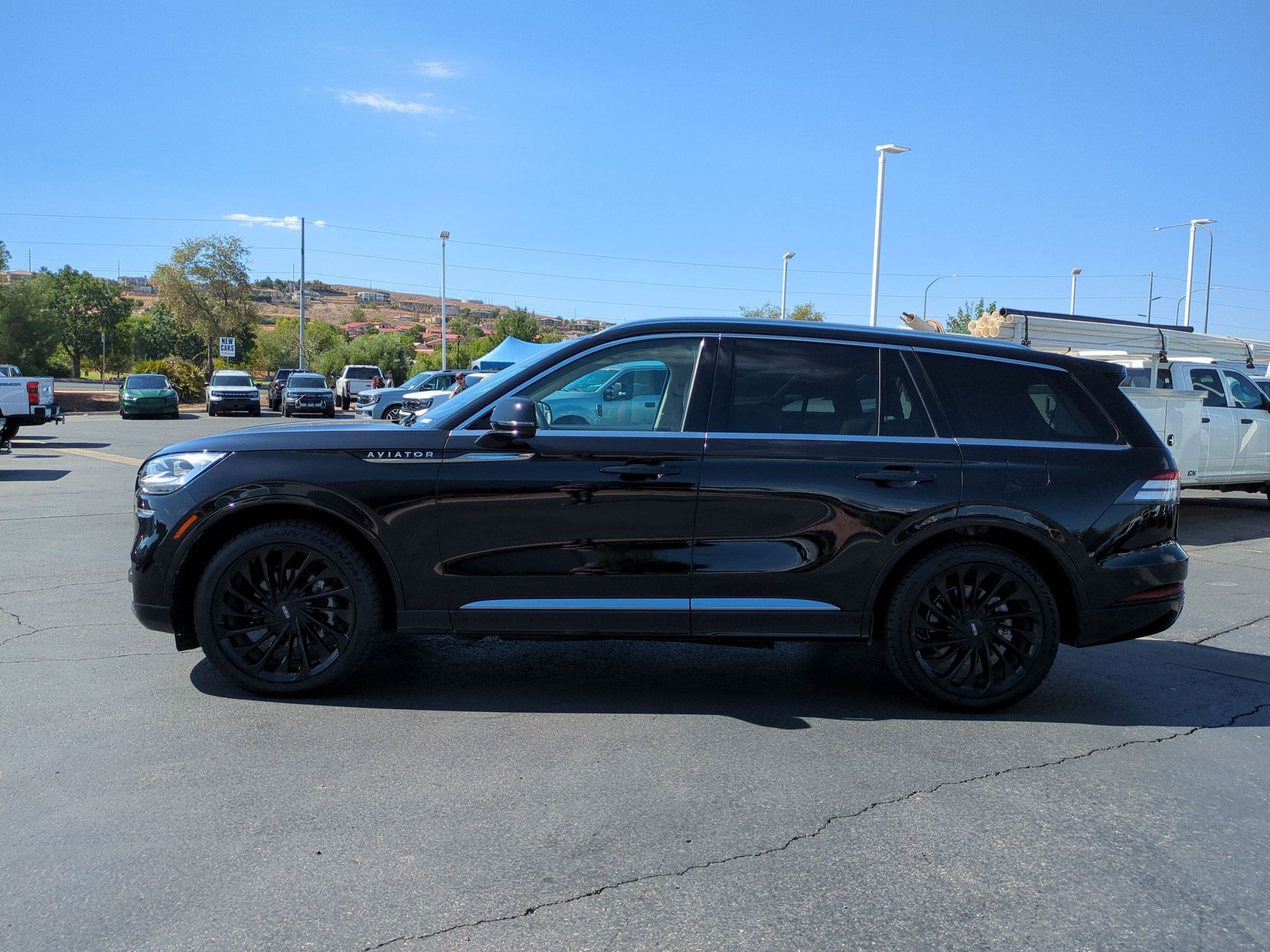 Used 2021 Lincoln Aviator Reserve w/ Equipment Group 208A AWD/4WD image 7
