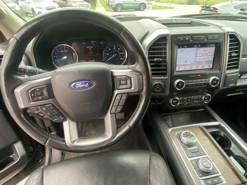 Used 2019 Ford Expedition Max Platinum AWD/4WD image 10