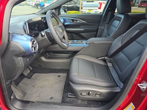 New 2026 Chevrolet Equinox EV LT image 21