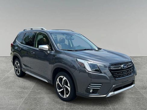 Used 2023 Subaru Forester Touring AWD/4WD image 7
