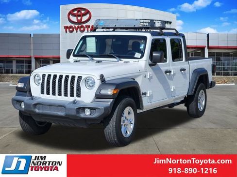 Used 2020 Jeep Gladiator Sport w/ Quick Order Package 24S AWD/4WD image 3
