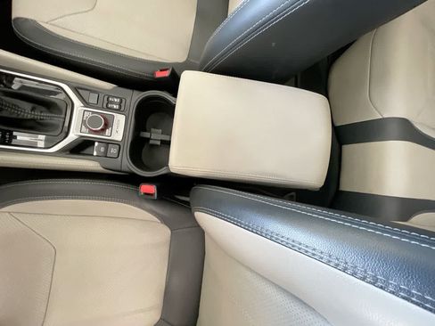 Used 2019 Subaru Forester Limited AWD/4WD image 21