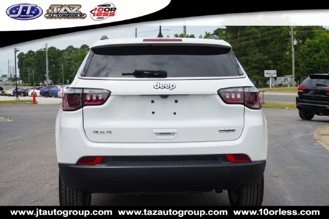 Used 2022 Jeep Compass Latitude AWD/4WD image 4