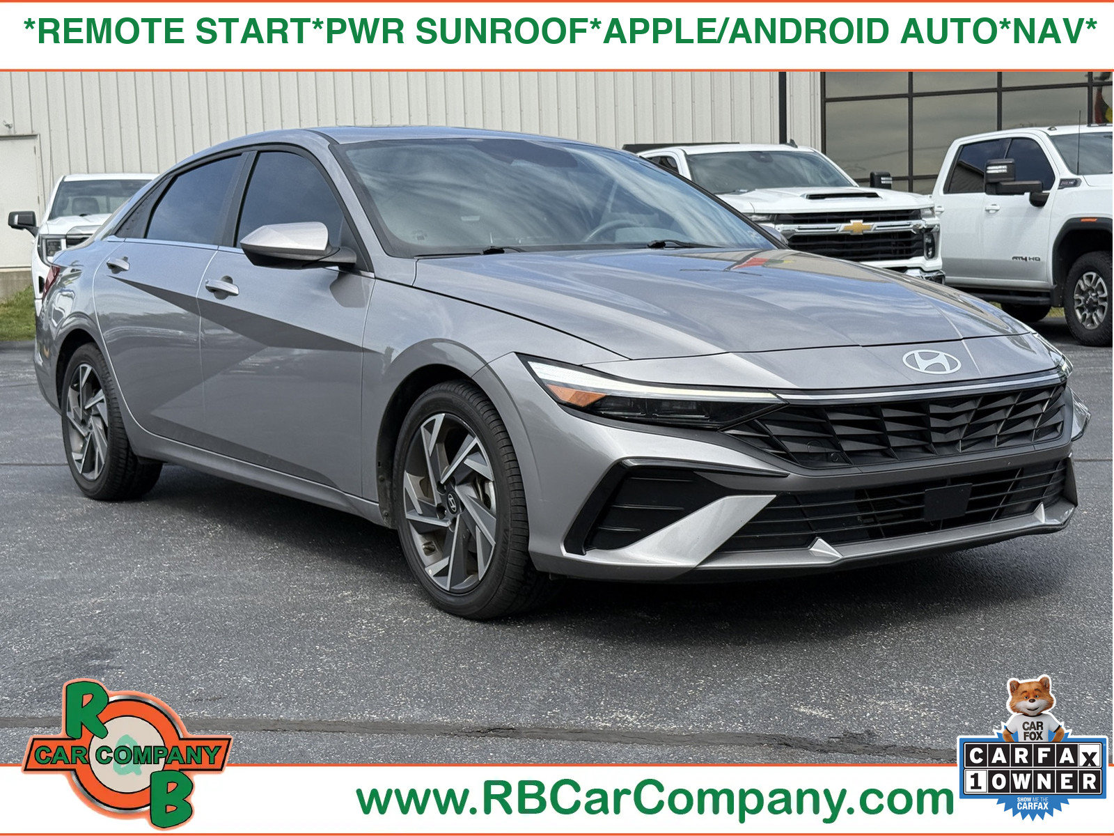 Used 2025 Hyundai Elantra SEL FWD image 1