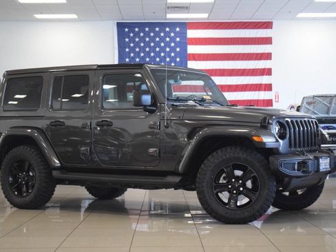 Used 2020 Jeep Wrangler Unlimited Sahara image 1