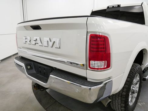 Used 2017 RAM 3500 Laramie Longhorn image 9