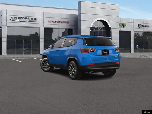 New 2026 Jeep Compass Latitude AWD/4WD image 5