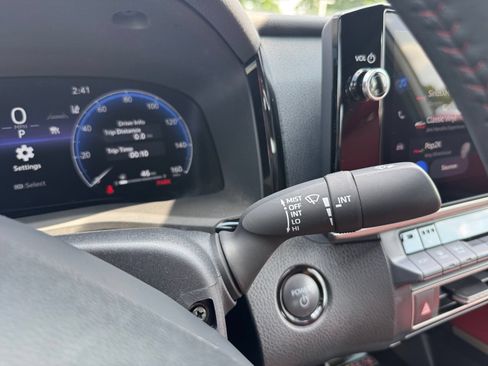 Used 2025 Toyota Camry XSE FWD image 19