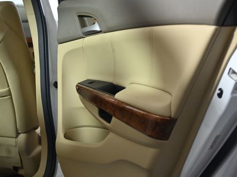 Used 2010 Honda Accord EX-L image 30
