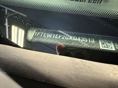 Used 2016 Ford F150 XLT w/ Equipment Group 302A Luxury image 26