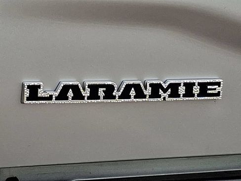Used 2022 RAM 2500 Laramie AWD/4WD image 29