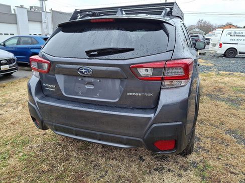 Used 2023 Subaru Crosstrek 2.0i Premium image 9