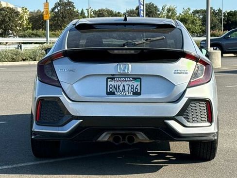 Used 2019 Honda Civic Sport Touring image 5