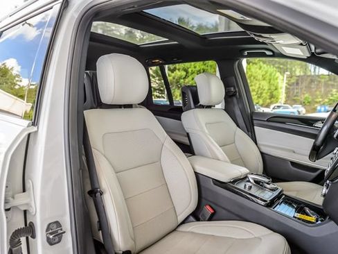 Used 2018 Mercedes-Benz GLS 550 4MATIC image 42