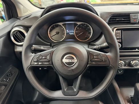 Used 2025 Nissan Versa S w/ Trunk Package FWD image 19