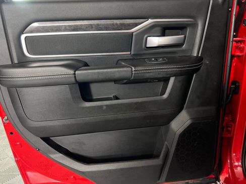 Used 2024 RAM 2500 Big Horn w/ Bed Utility Group image 27