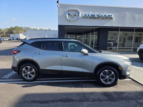 Used 2023 Chevrolet Blazer LT w/ Convenience Package image 2