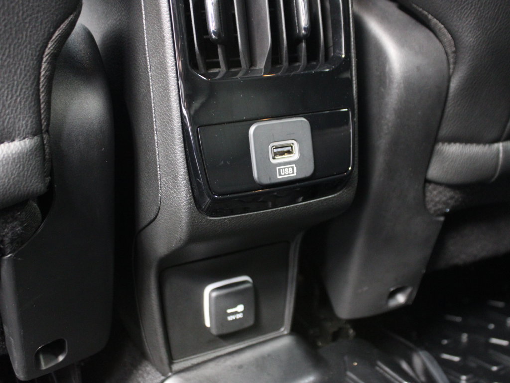 Used 2025 Jeep Compass Limited AWD/4WD image 17