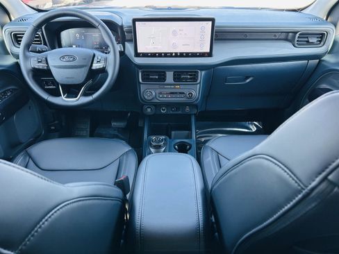 New 2026 Ford Maverick Lariat w/ Black Appearance Package image 30