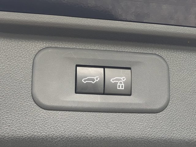 Certified 2024 Toyota Grand Highlander AWD image 15