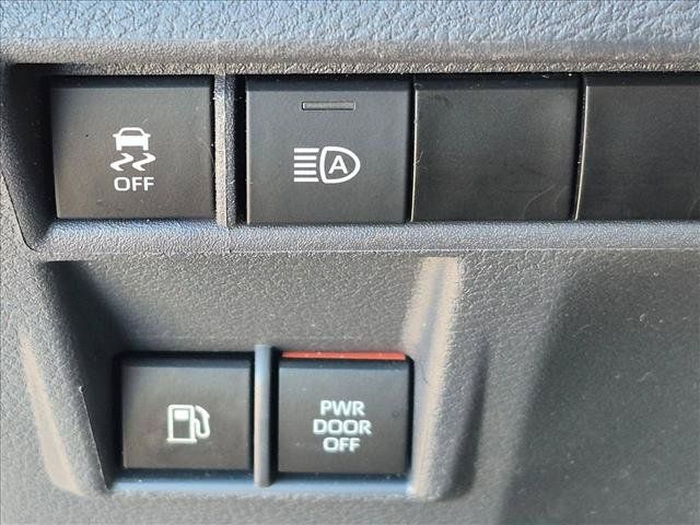 Used 2022 Toyota Sienna XSE FWD image 13