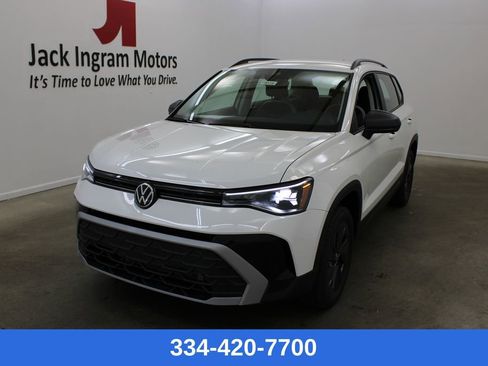 New 2026 Volkswagen Taos S image 1