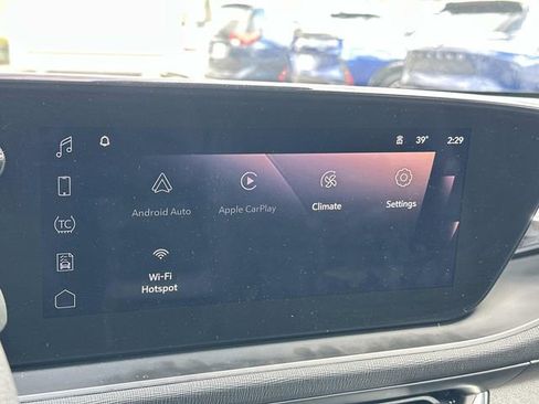 Used 2025 Buick Envista Preferred image 20